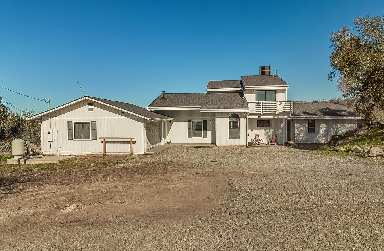 44075 Rocky Ridge Rd, Coarsegold, CA 93614