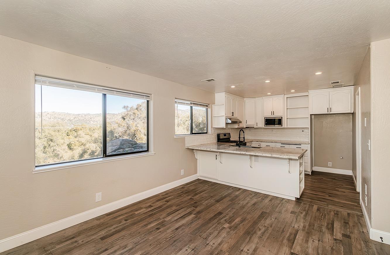 44075 Rocky Ridge Rd, Coarsegold, CA 93614