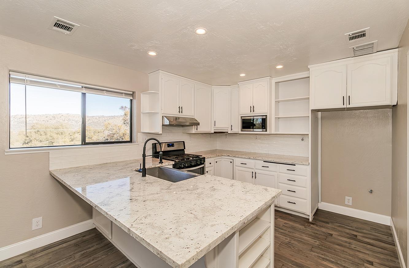 44075 Rocky Ridge Rd, Coarsegold, CA 93614