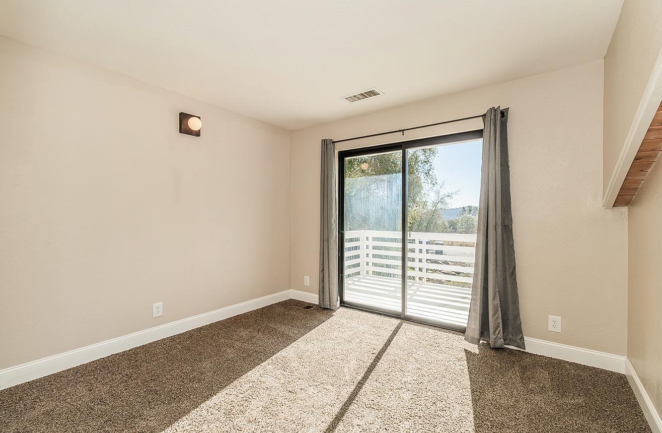 44075 Rocky Ridge Rd, Coarsegold, CA 93614