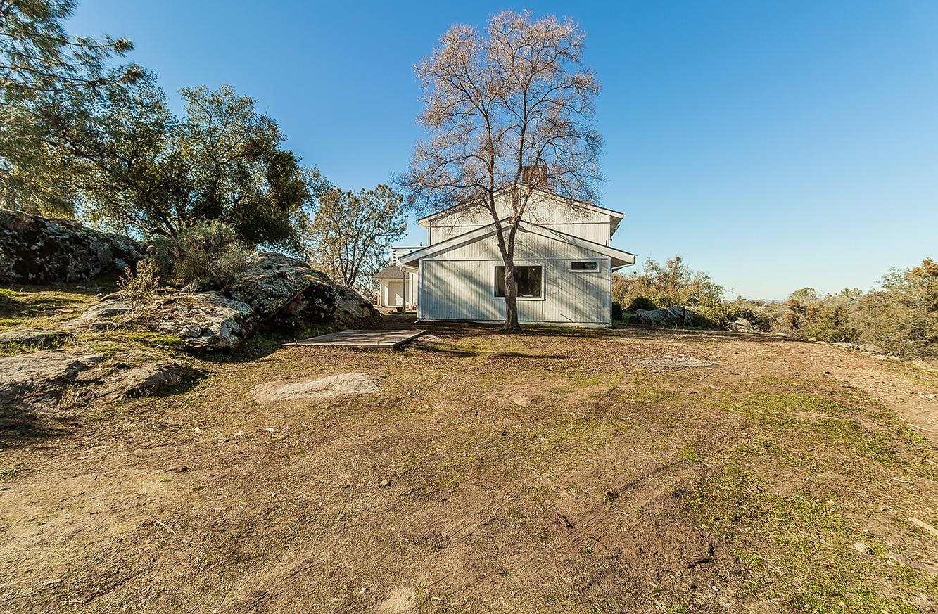 44075 Rocky Ridge Rd, Coarsegold, CA 93614