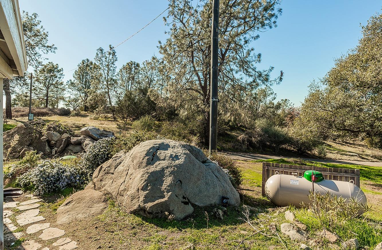 44075 Rocky Ridge Rd, Coarsegold, CA 93614