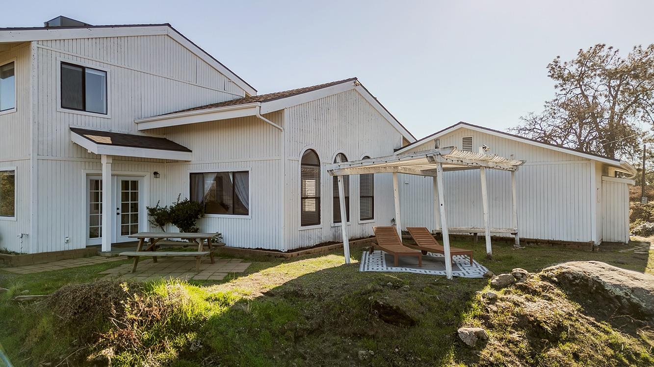 44075 Rocky Ridge Rd, Coarsegold, CA 93614