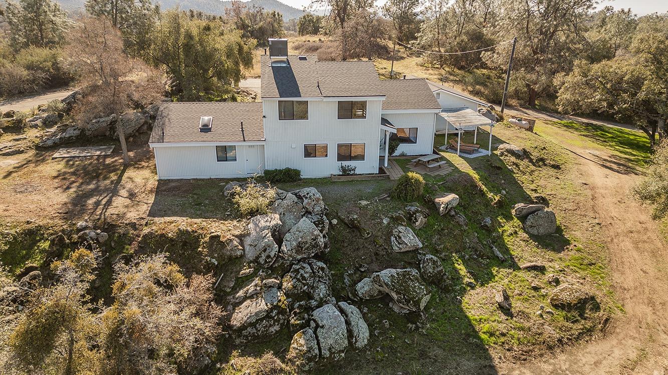 44075 Rocky Ridge Rd, Coarsegold, CA 93614