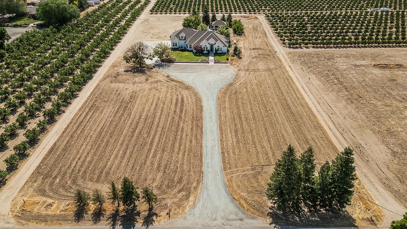 16695 Indianola Ave, Kingsburg, CA 93631