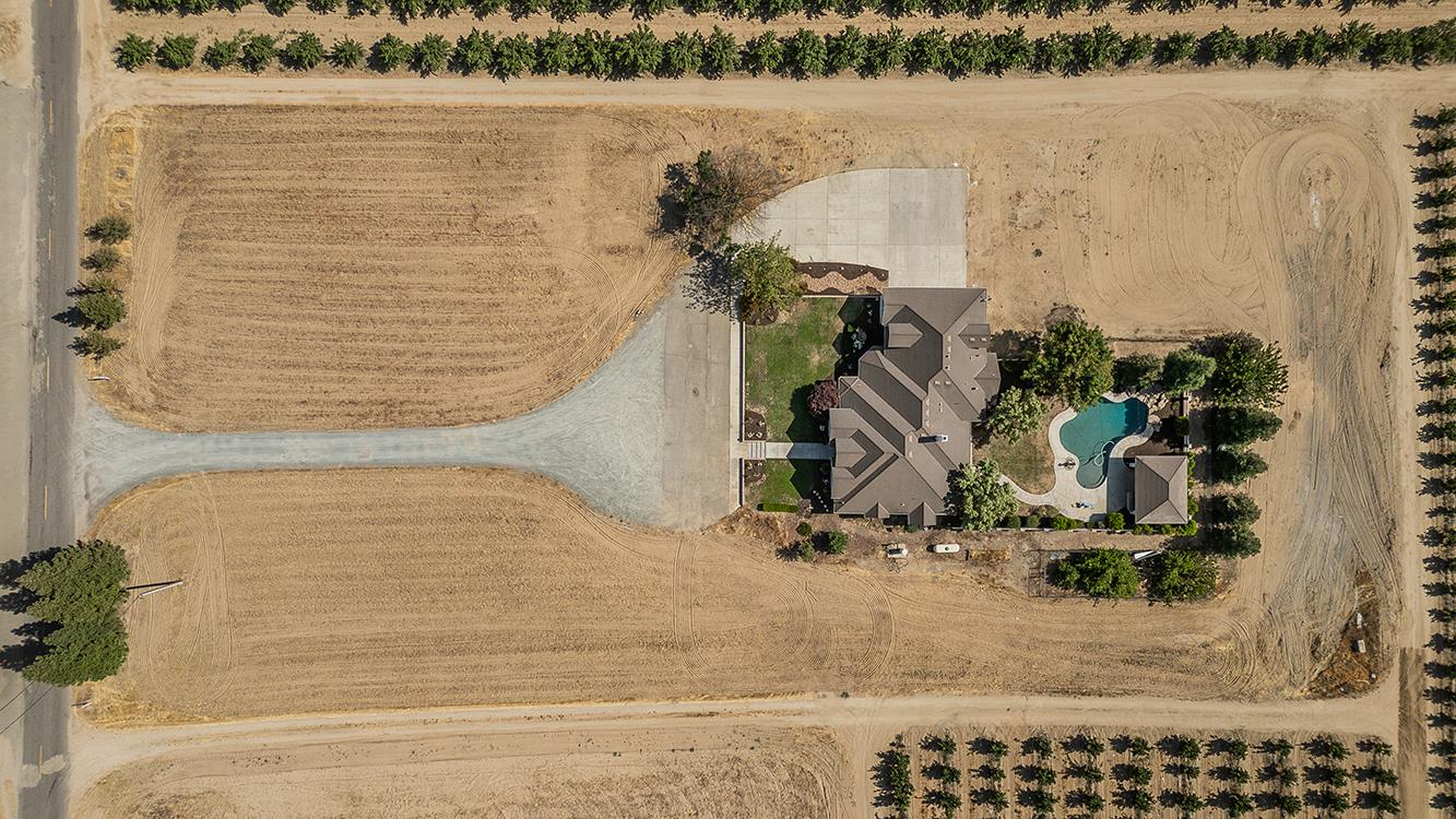 16695 Indianola Ave, Kingsburg, CA 93631