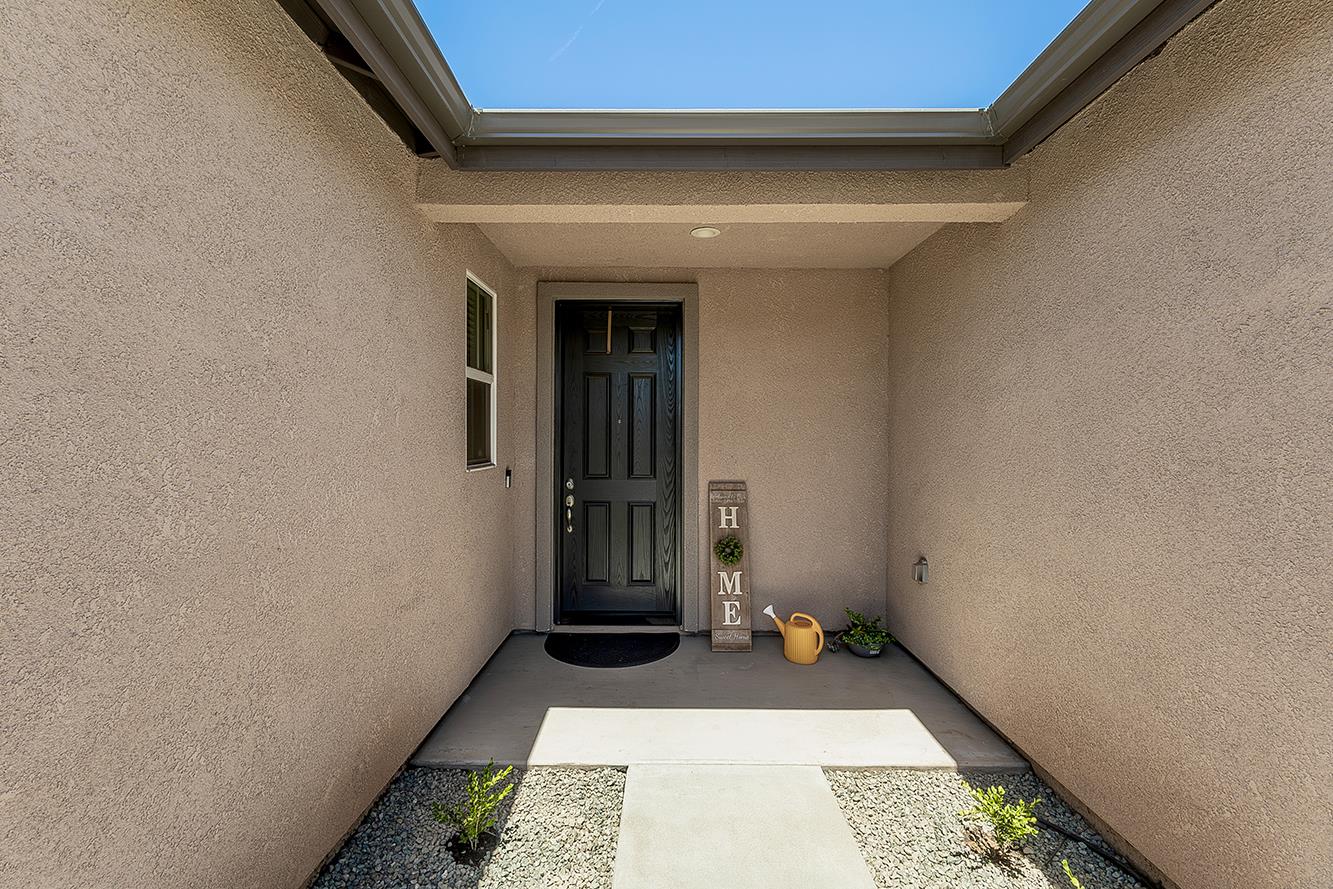 212 Panther St, Reedley, CA 93654