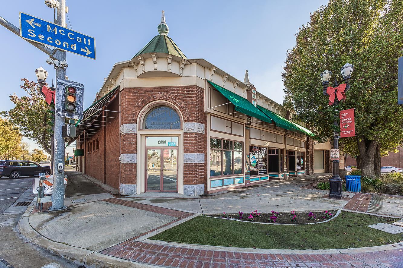 2056 2Nd St, Selma, CA 93662