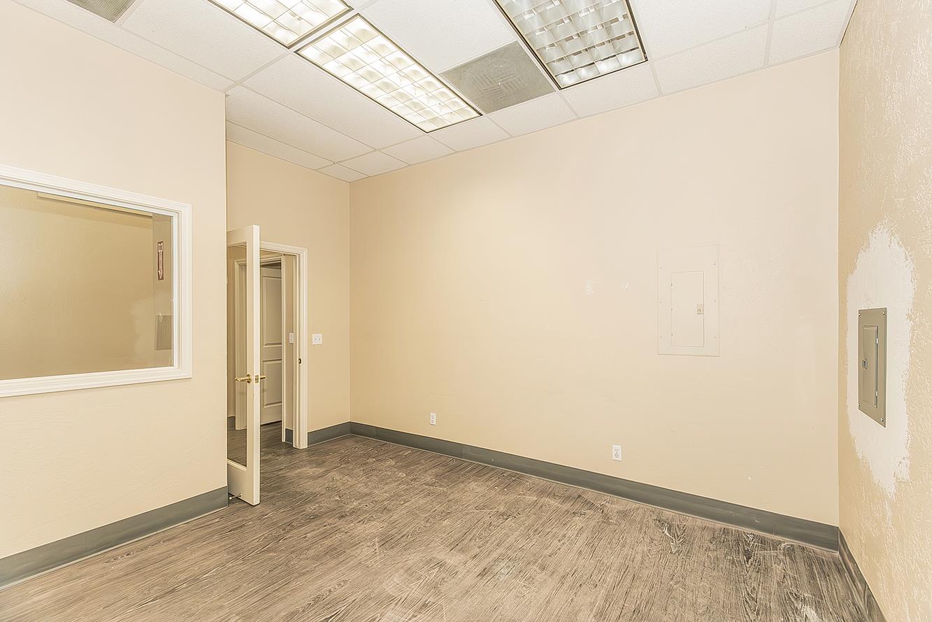 2056 2Nd St, Selma, CA 93662