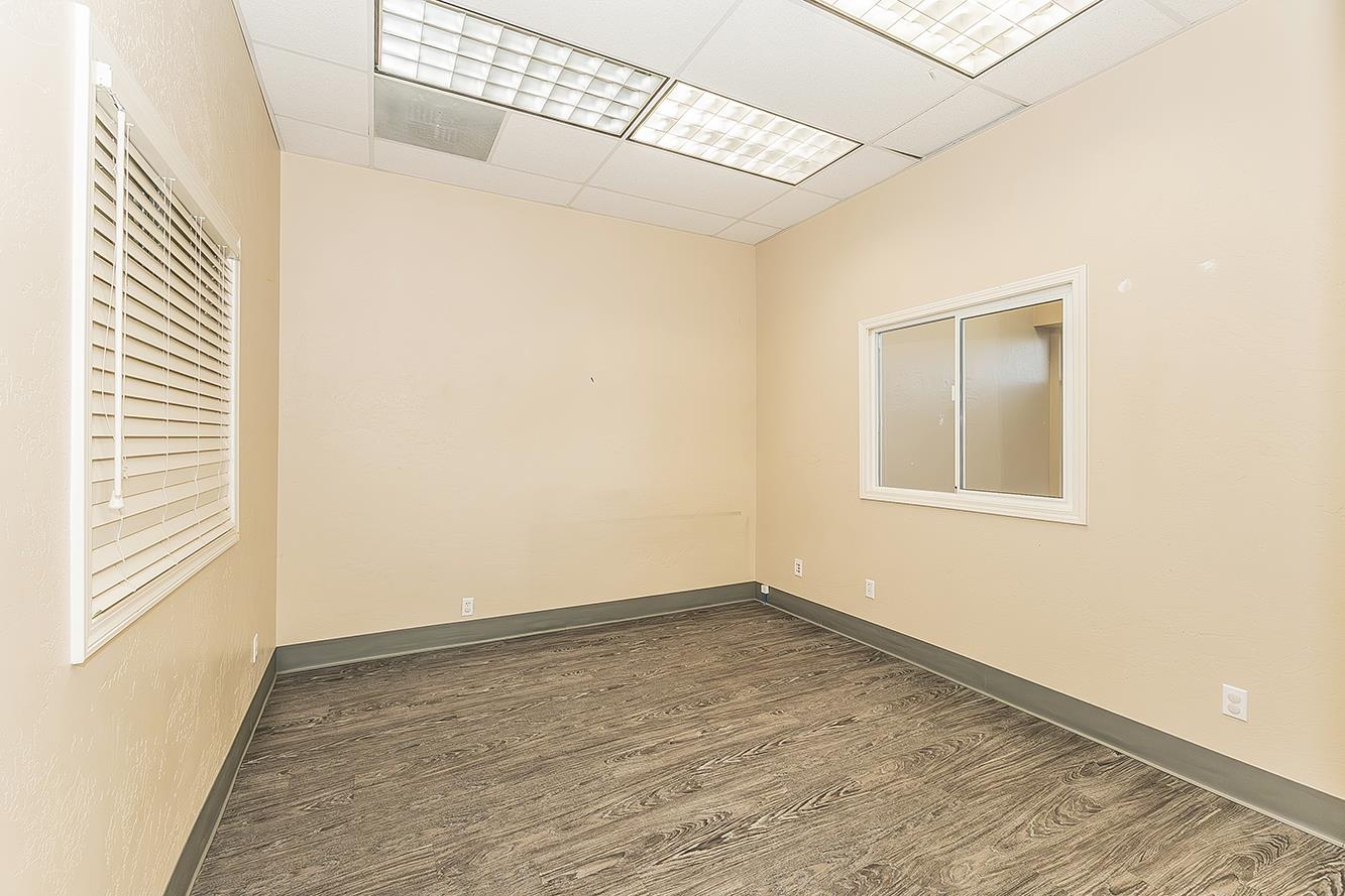 2056 2Nd St, Selma, CA 93662