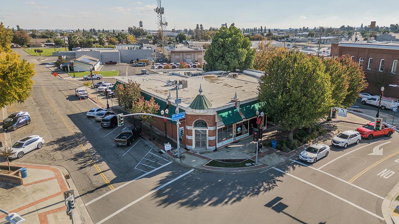 2056 2Nd St, Selma, CA 93662