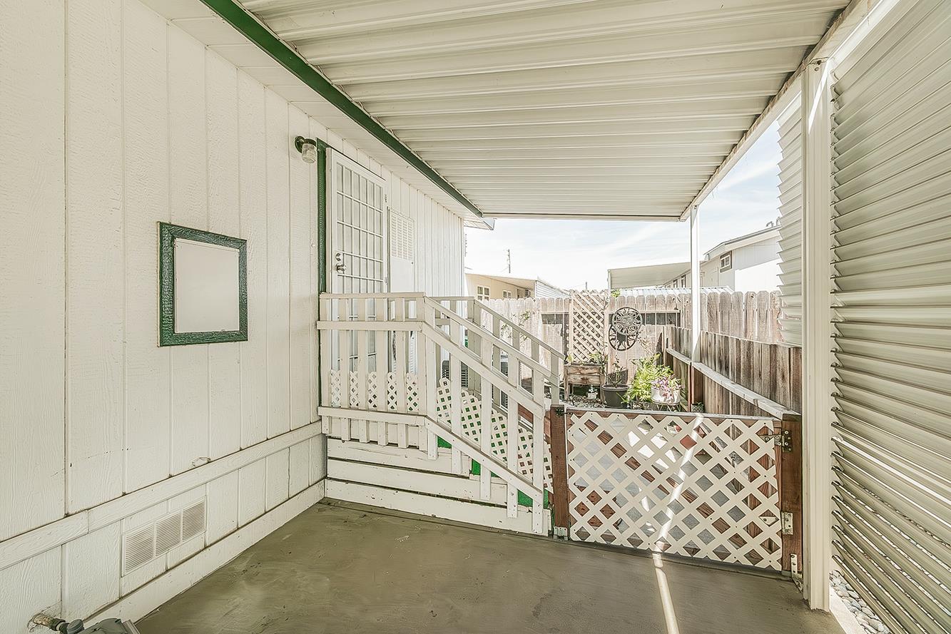 1551 6th Ave #35, Kingsburg, CA 93631